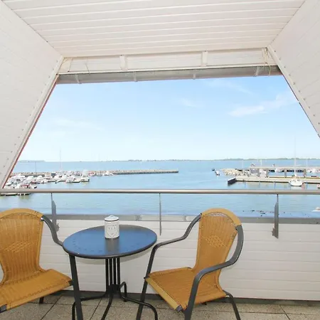 Hafenhaeuser Wiek 17 *