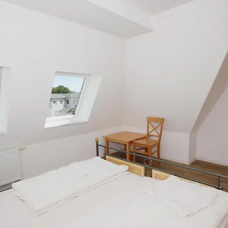 Appartement Hafennahe Mit Balkon Und Meerblick - Hafenhaeuser Wiek 17 *